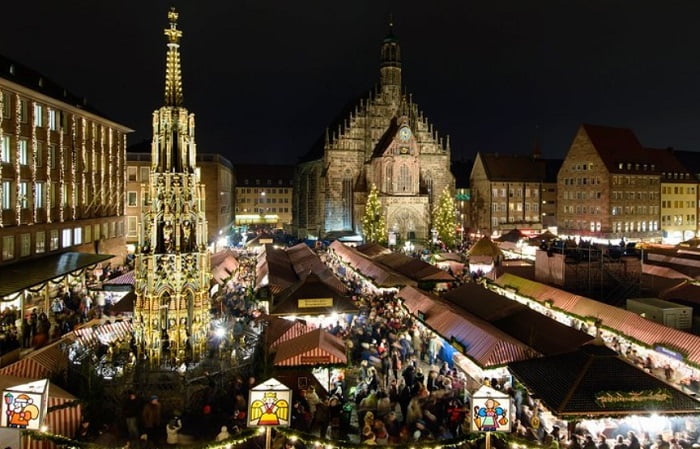 Χριστουγεννιάτικη αγορά Νυρεμβέργη, Γερμανία.