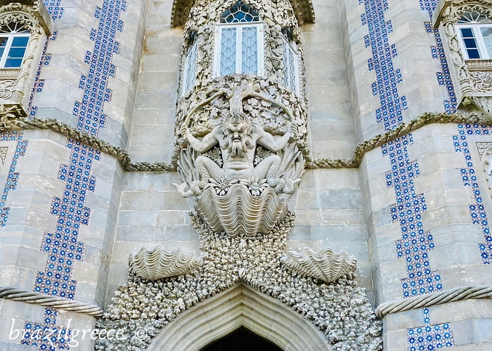 Palacio da Pena: Το περίφημο γλυπτό του Τρίτων στο παλάτι Πένα στην Πορτογαλία