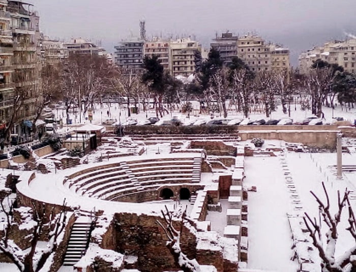 Ρωμαικό φόρουμ, αρχαία αγορά, Θεσσαλονίκη, χιονισμένη