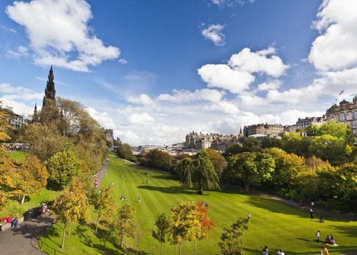 Εδιμβούργο: Τα ομορφότερα πάρκα