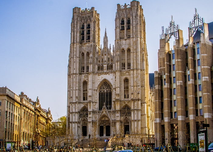 Βρυξέλλες αξιοθέατα: Καθεδρικός ναός Αγίου Μιχαήλ και Γκούντουλα