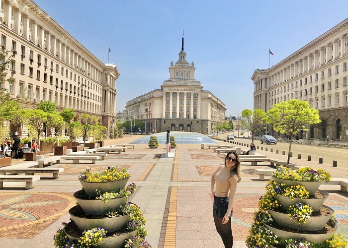 Σόφια καλύτερα αξιοθέατα: κεντρική πλατεία που κάποτε είχε σύμβολα του κομμουνισμού