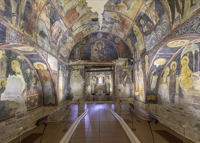 Αξιοθέατα στη Σόφια: Σπάνιες τοιχογραφίες στην εκκλησία που είναι γνωστή ως Μποιάνα