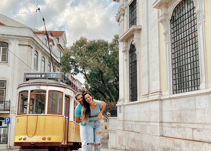 Τι να κάνετε στην Λισαβόνα: βόλτα στην παλιά πόλη με το τραμ και το τελεφερίκ
