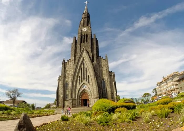Καθεδρικός ναός στην πόλη της Βραζιλίας Κανέλα