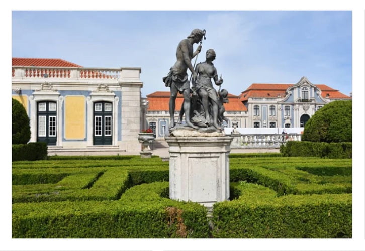 Άγαλμα της Αταλάντης και του Μελέαγρου στο παλάτι queluz στην Πορτογαλία