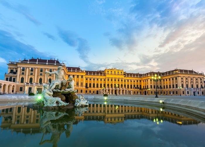 Βιέννη αξιοθέατα: παλάτι και κήποι Σένμπρουν, Schonbrunn Palace Vienna