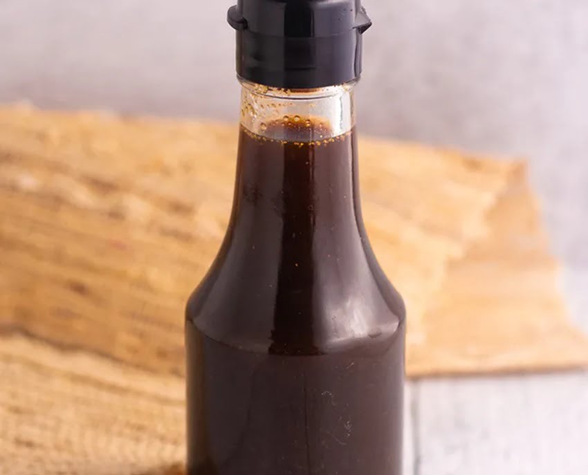 worcestershire sauce: Σάλτσα μπαχαρικών για το κοκτέιλ Bloody Mary