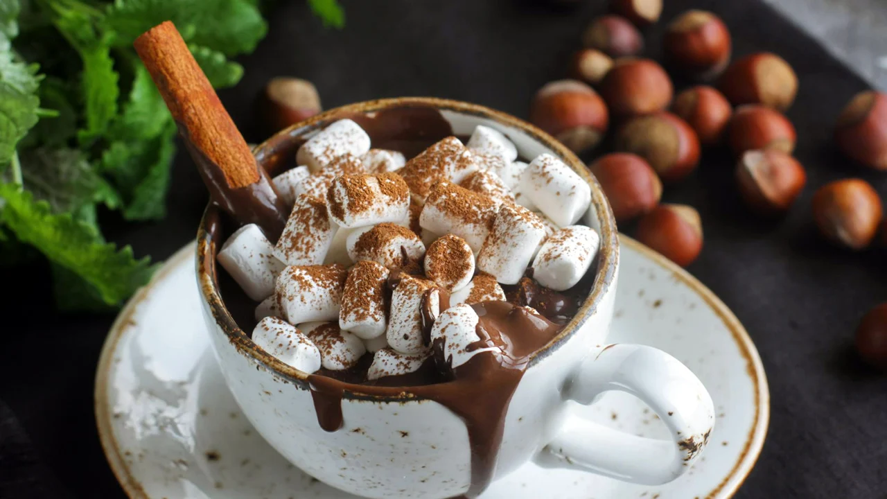 Εύκολη συνταγή για ρόφημα πηχτής σοκολάτας: Πηχτή σοκολάτα με μαρσμέλοους
