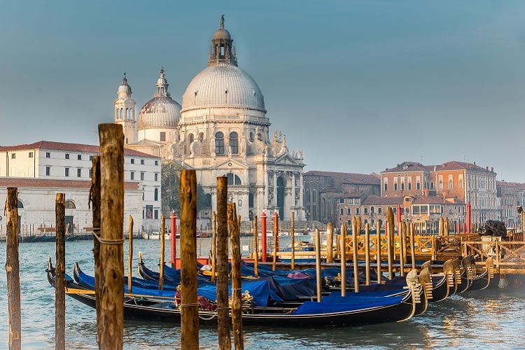 Βενετία και πόλεις που της μοιάζουν